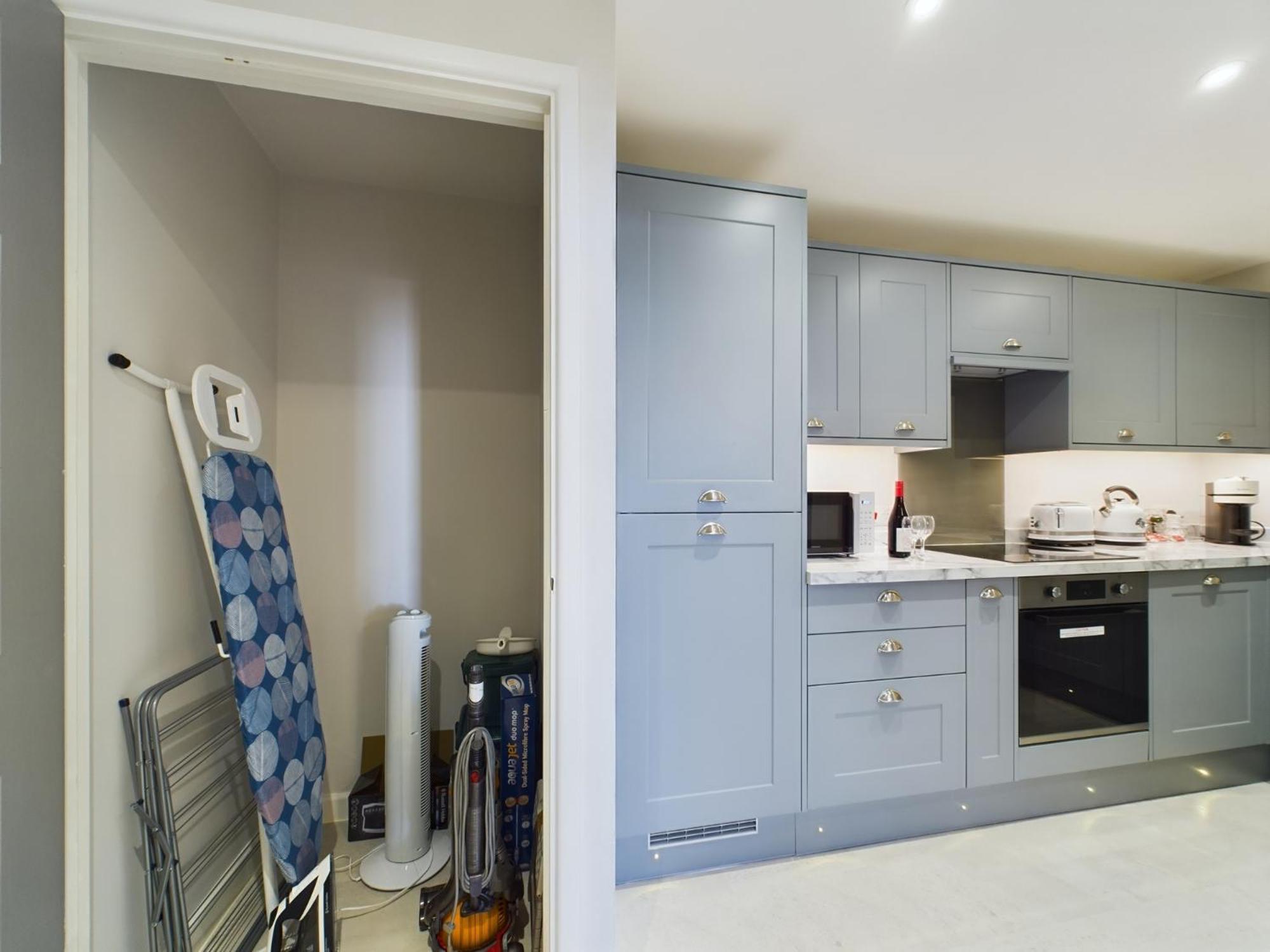 Apartamento Modern Duplex Central Free Parking Wi-Fi Cheltenham Exterior foto